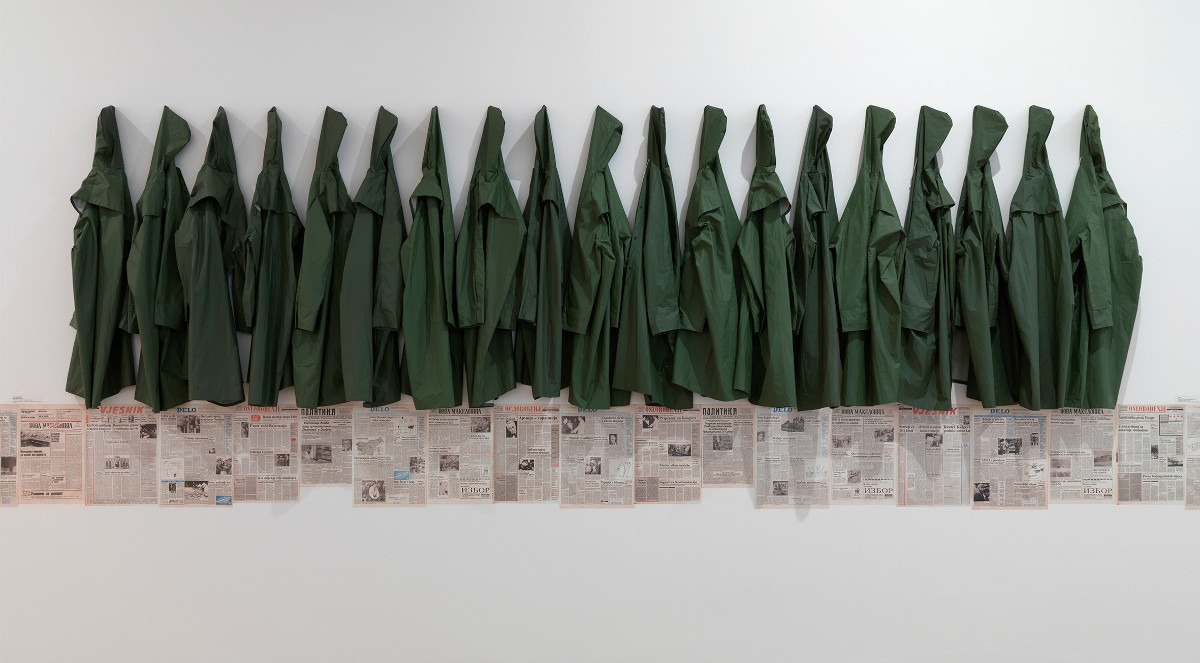 Jusuf Hadžifejzović: Arbeit Macht Frei, 1989; Sa izložbe: Heritage 1989. A Study Case: The Second Yugoslav Documents Exhibition, 2017, Moderna galerija; Foto: Matija Pavlovec