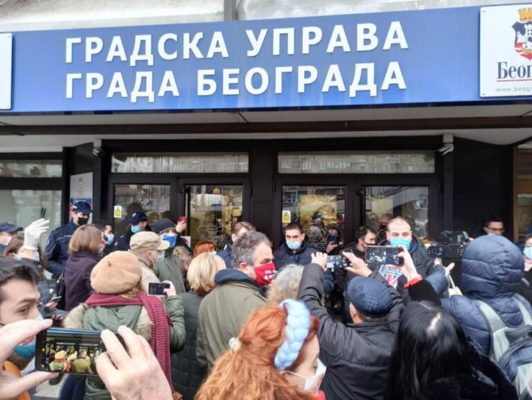 Nadležni sprečili pristup javnoj raspravi o sudbini vodoizvorišta na Makišu, 15 decembar 2020. Foto: Pravo na vodu / Facebook