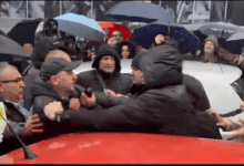 Protestna akcija „Zastani Srbijo“ održana širom zemlje, incidenti ispred RTS-a i FDU rts