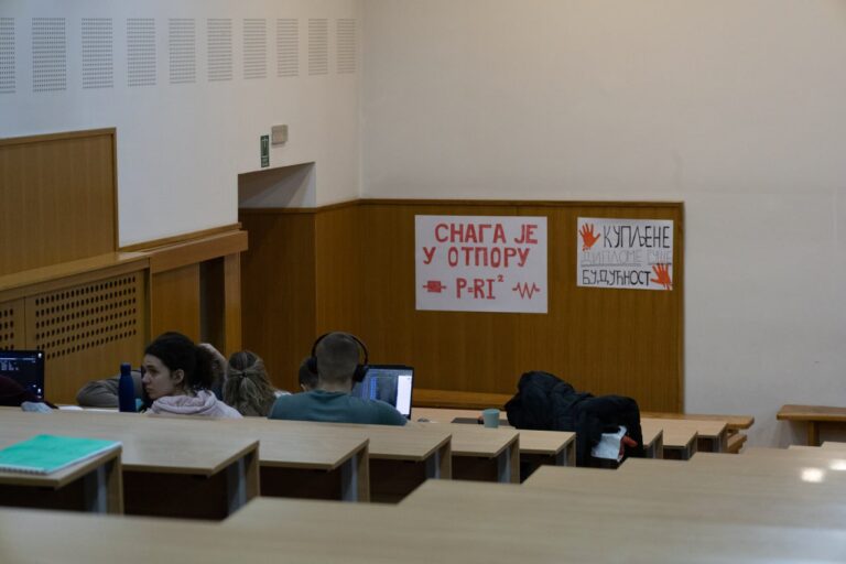Blokada FTN Novi Sad; Foto: studenti FTN