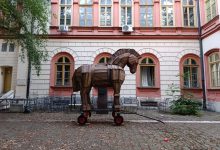 Prelazna vlada je pokušaj pasiviziranja naroda, smatraju studenti u blokadi Filozofskog fakulteta Trojanski konj studenata FPU