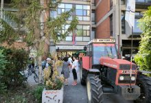 Po dobro oprobanoj recepturi: Još jedno izbacivanje studenata sa fakulteta Ispred Filozofskog fakulteta u Novom Sadu