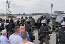 Arhiv javnih skupova: U Nišu na protestima protiv blokada oko 1.500 ljudi, u novosadskom naselju Klisa oko 2.600 ljudi Policijski kordon u Novom Sadu