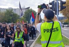 NUNS: Nepoznato lice pretilo smrću novinaru Marku Dragoslaviću – nadležni organi moraju hitno da reaguju novinar na protestu