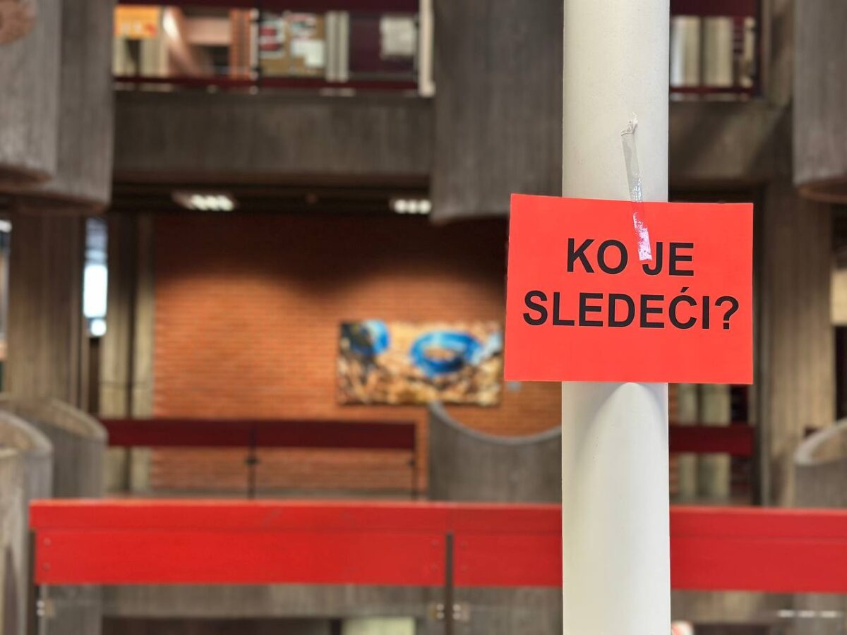 Blokada Filozofskog fakulteta u Novom Sadu zbog otkaza Jeleni Kleut