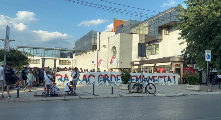 Protest protiv Prajd karavana u Pirotu