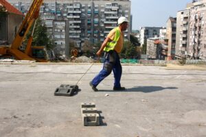 radnik na gradilištu