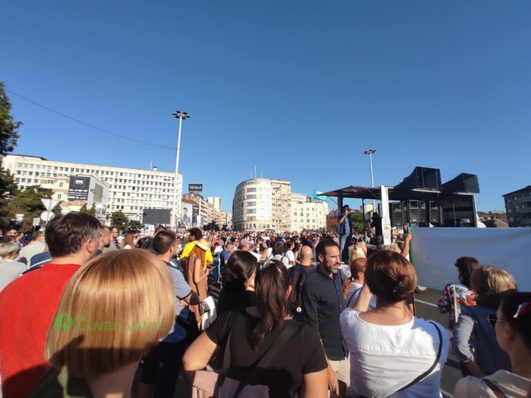 protest na Brankovom mostu