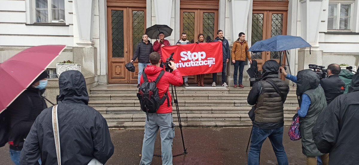 Konferencija za medije ispred Ministarstva privrede