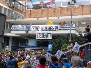 Blokada RTS-a; Foto: Mašina