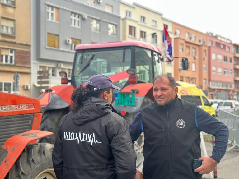 Protest poljoprivrednika u Novom Sadu; Foto: Mašina.