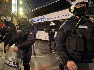 Jaćimović autobus kod Pravnog fakulteta