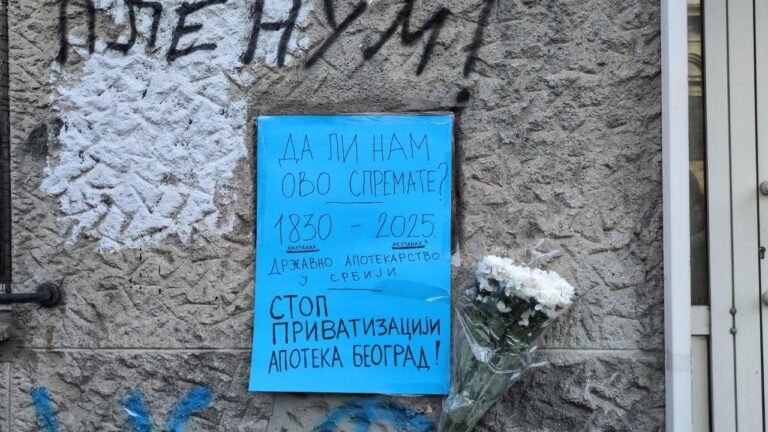 stop privatizaciji apoteka